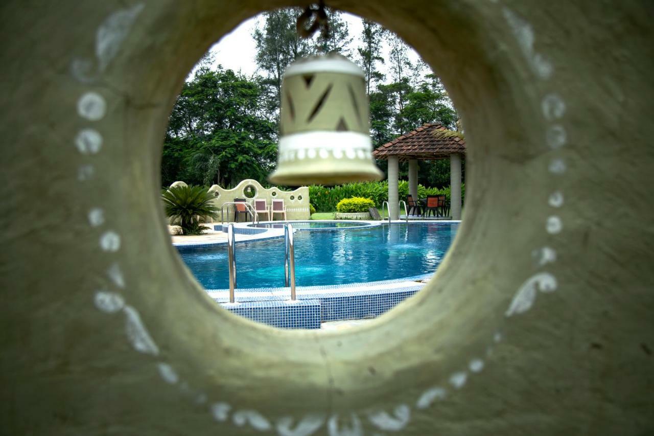 Breathing Earth - Rooms And Pool Kalküta Dış mekan fotoğraf